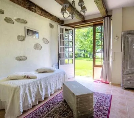 Bed & Breakfast L'oustal Et Tables D'hotes