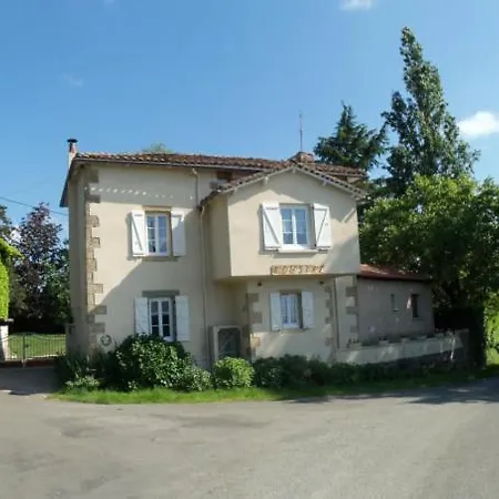 Bed & Breakfast L'oustal Et Tables D'hotes