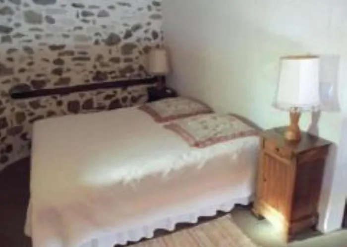 L'oustal Et Tables D'hotes 3*