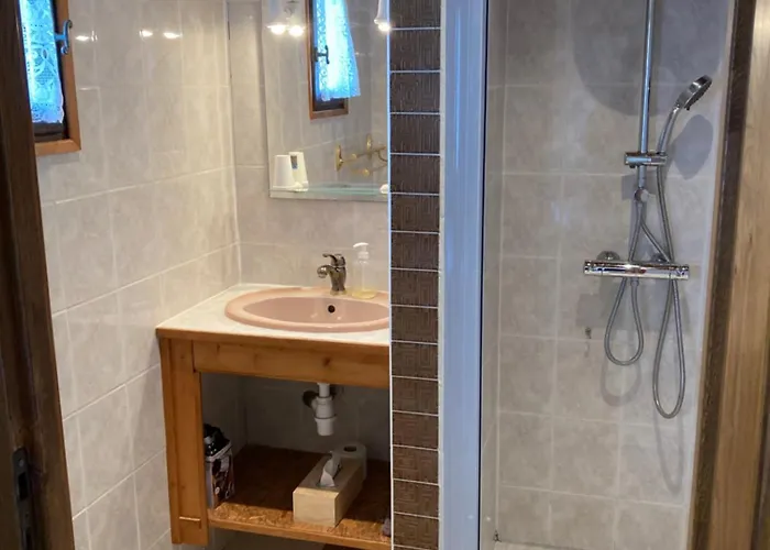 Frühstückspension L'oustal Et Tables D'hotes 3*